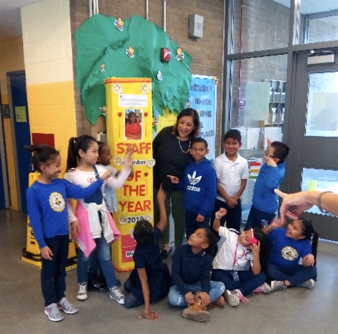 ‘Ms. Daisy’ drives her way into the hearts of Seaton Elementary